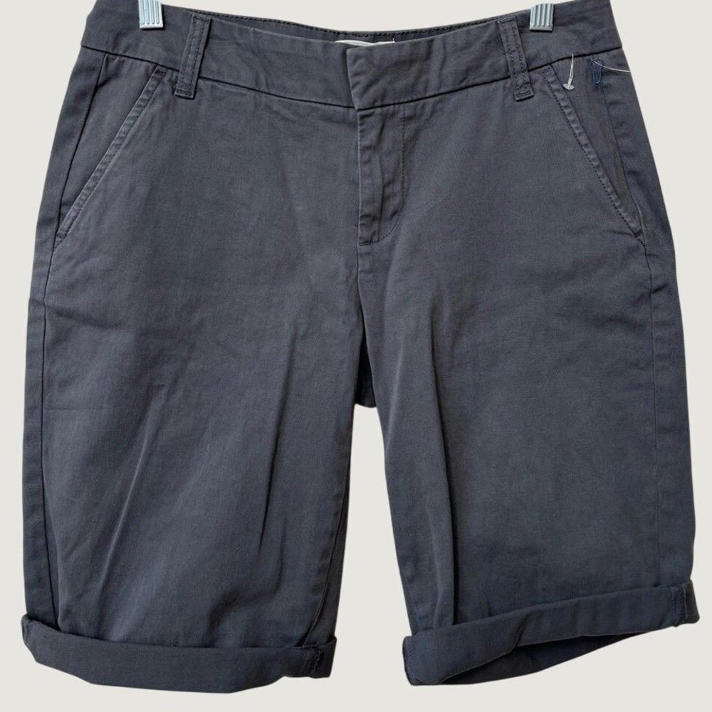 Caslon Flat Front Bermuda Chino Shorts Womens 4 Dark Gray Preppy Stretch NWOT - Picture 3 of 13
